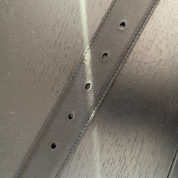 YSL Belt in Smooth Calfskin Black - Picture 6 of 8